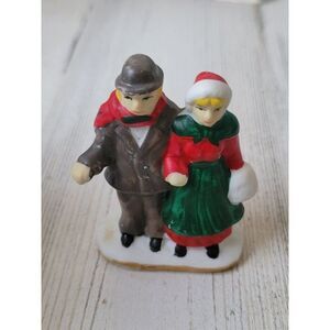 Mini winter couple man woman village accessory
